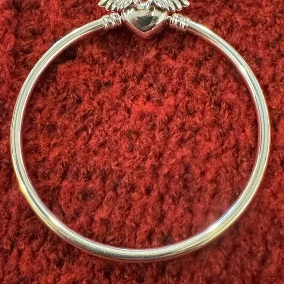 Pandora Sterling Silver Heart Bracelet NWOT - Picture 4 of 6